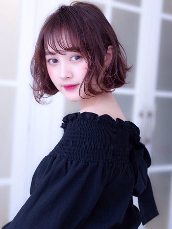 C Channel 中国風メイクで人気の 鹿の間 とコラボコスメセット発売 Youtube登録者数40万人突破を記念 日本ネット経済新聞 新聞 ウェブでec 流通のデジタル化をリード