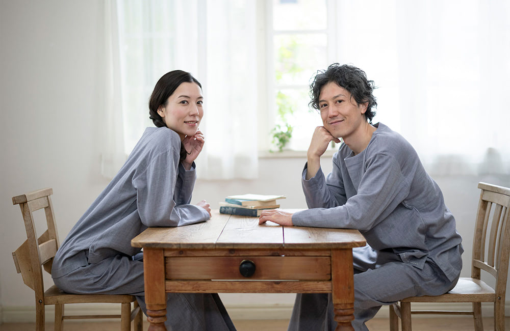 パジャマ屋IZUMM、新商品「かぶりパジャマ」 オリジナル素材で快適着脱