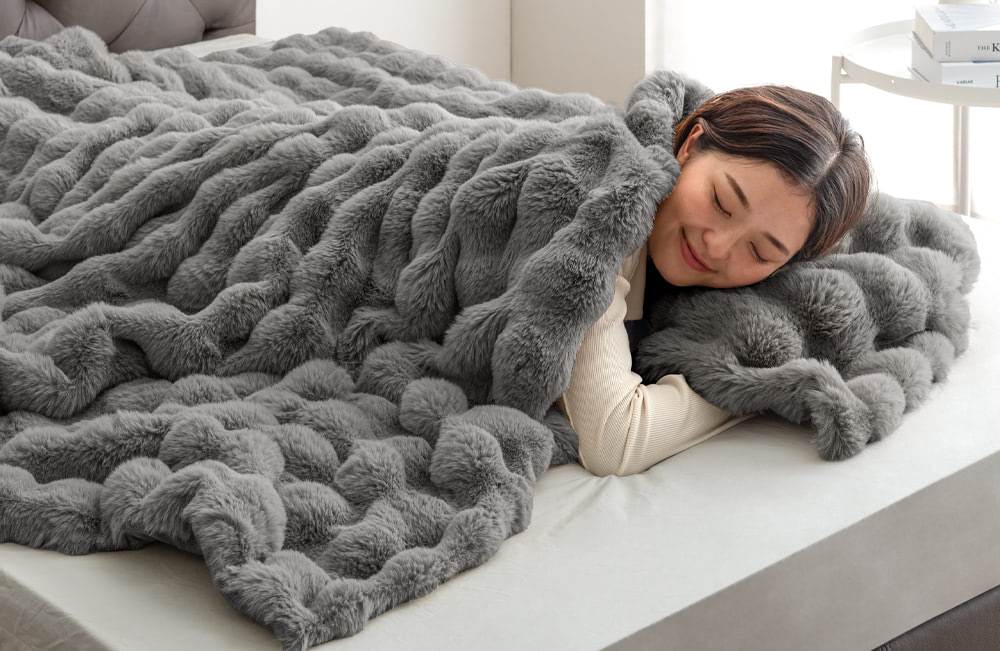 タンスのゲン、新毛布「もはや、うさぎ。」発売 SNSで話題のふわもこ