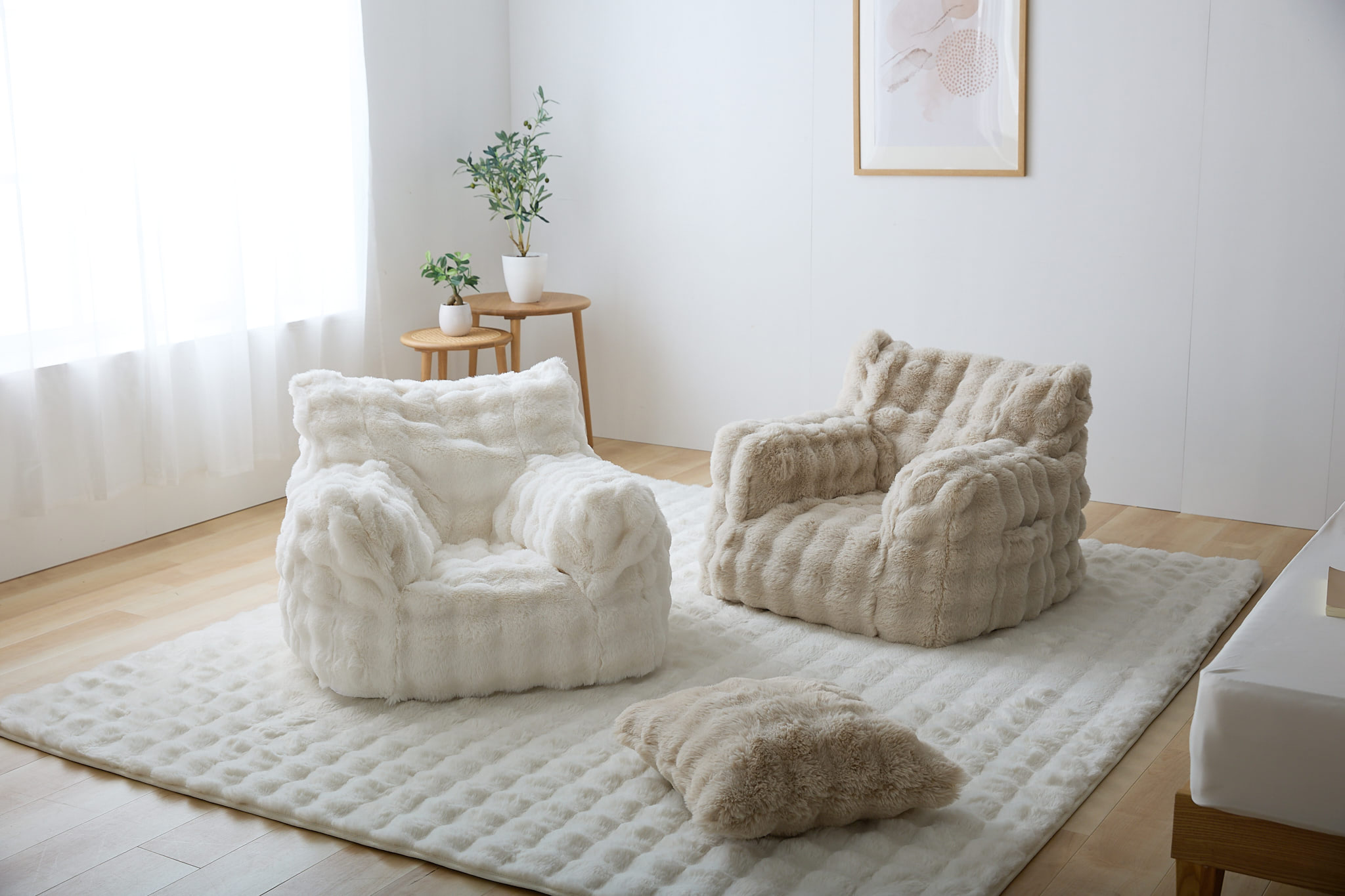 リコメン堂」、ふわもこインテリアシリーズ「mocone」展開 うさぎの