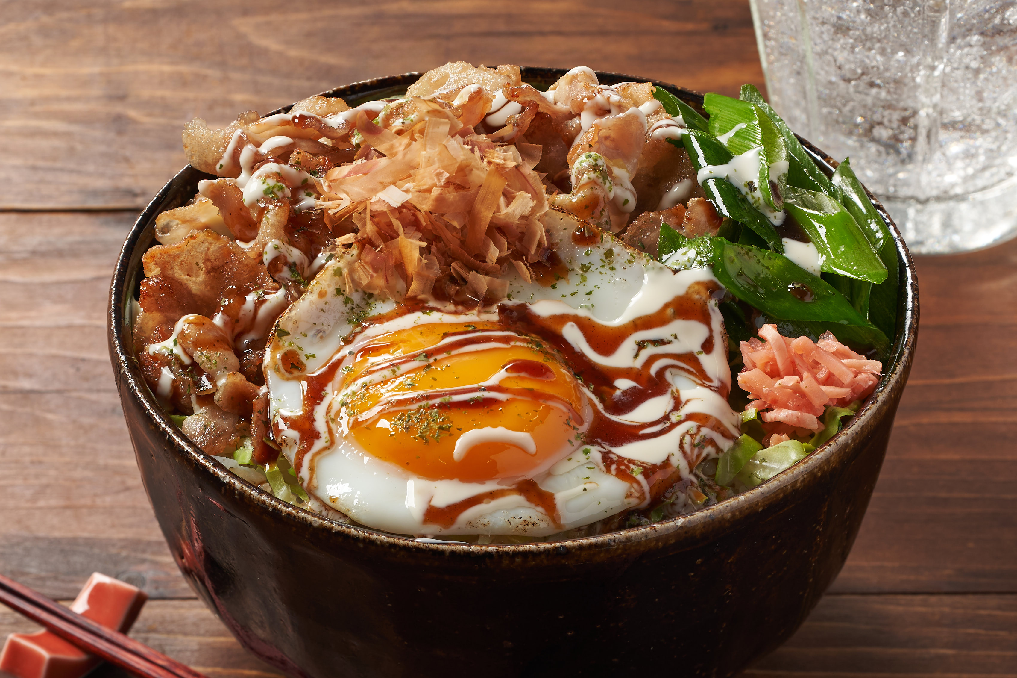 Oisix、47都道府県のご当地丼が楽しめる「超ラク丼Kit」発売 日本各地