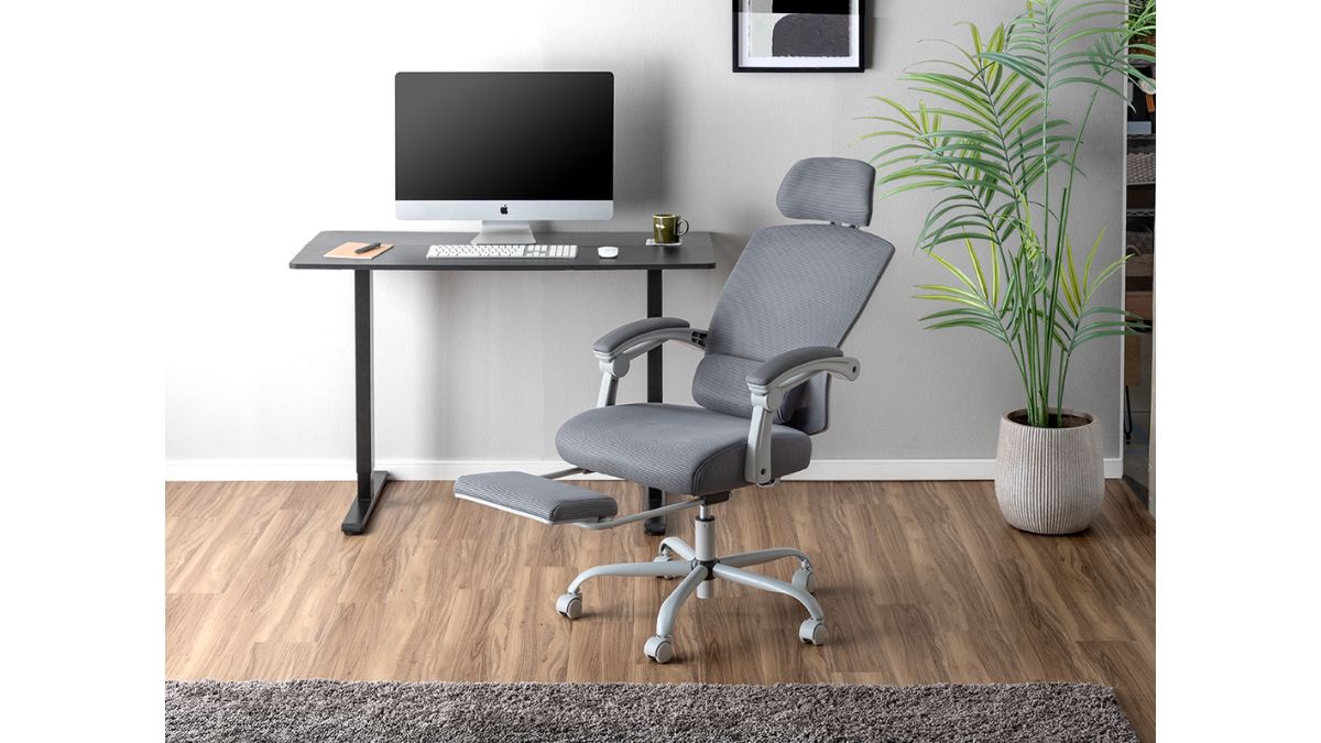 タンスのゲン、累計7万脚突破の人気オフィスチェアシリーズから新