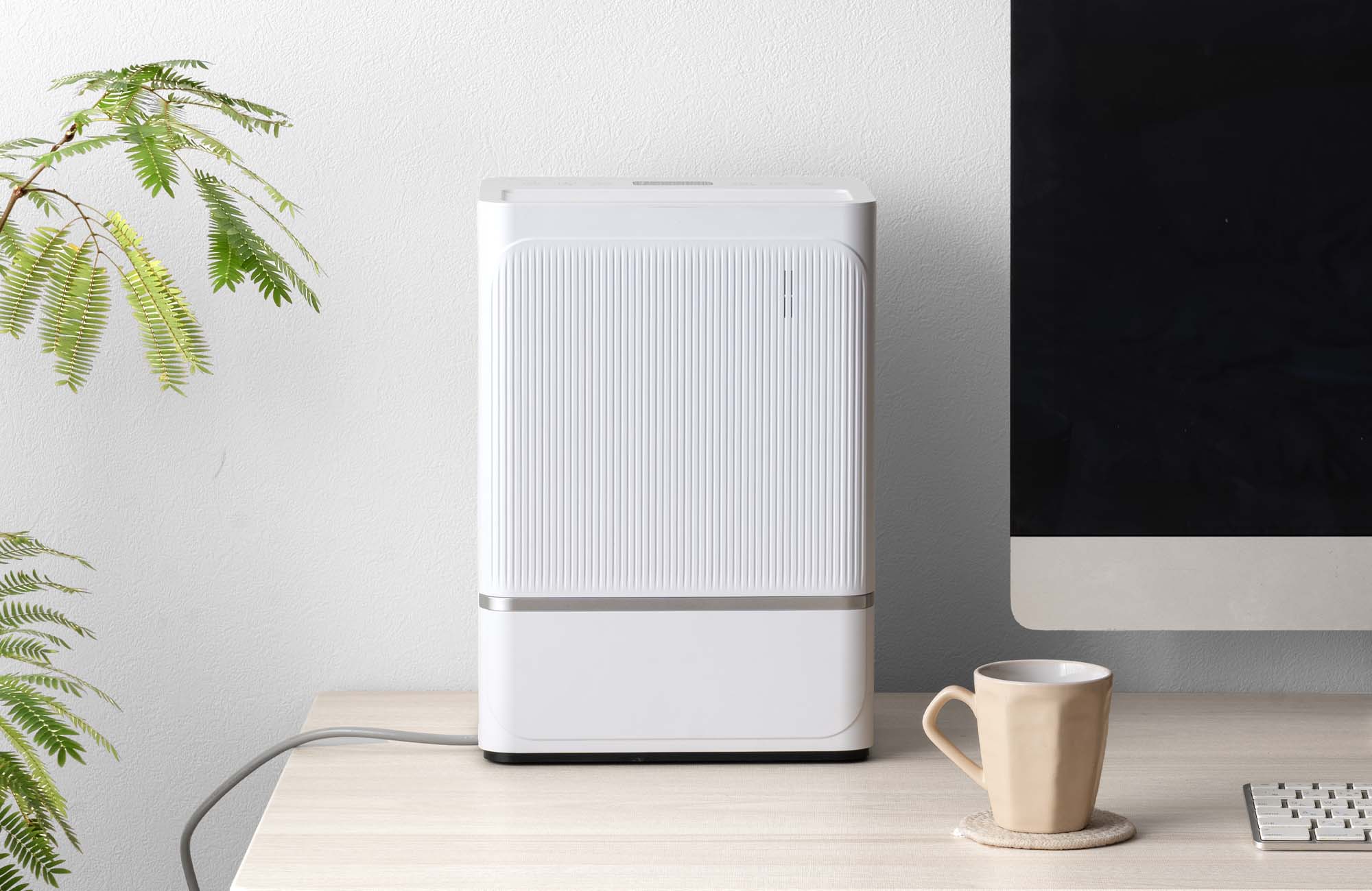 除湿機　定価2.8万円 タンスのゲン、省スペースで強力除湿を実現した除湿機を発売（日本