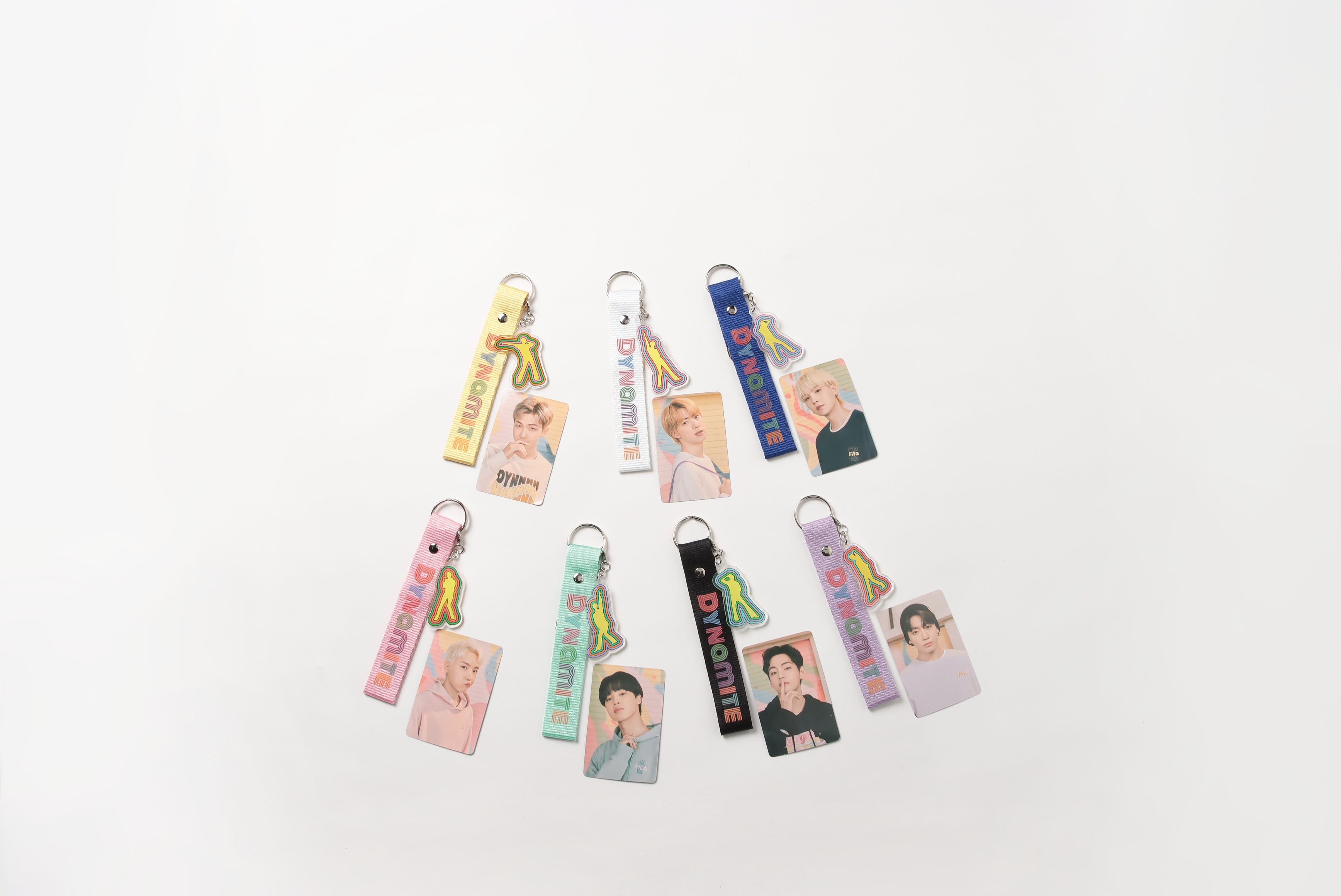 FILAがBTSとコラボ】「Dynamite」の世界観反映したコレクションの予約